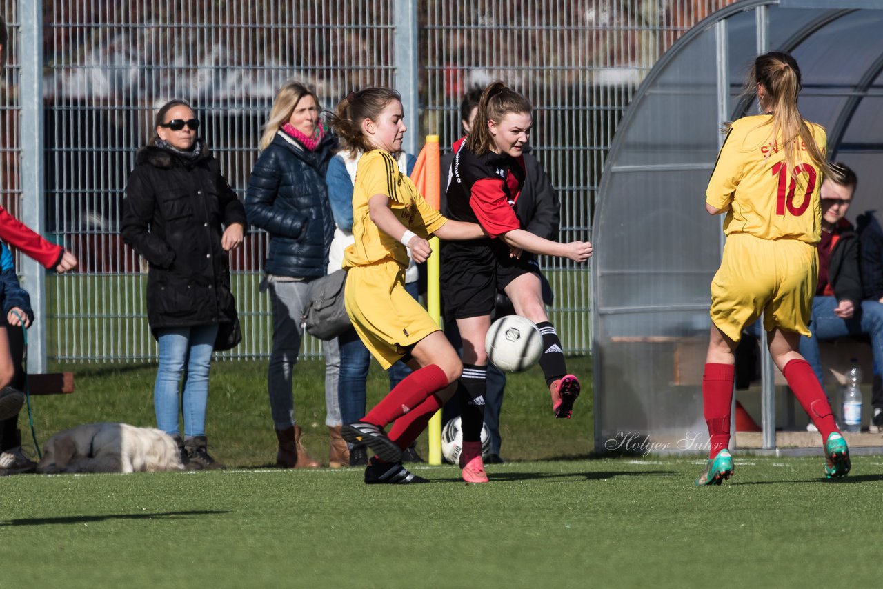 Bild 137 - B-Juniorinnen SG Weststeinburg/Bei - SV Fisia 03 : Ergebnis: 1:2